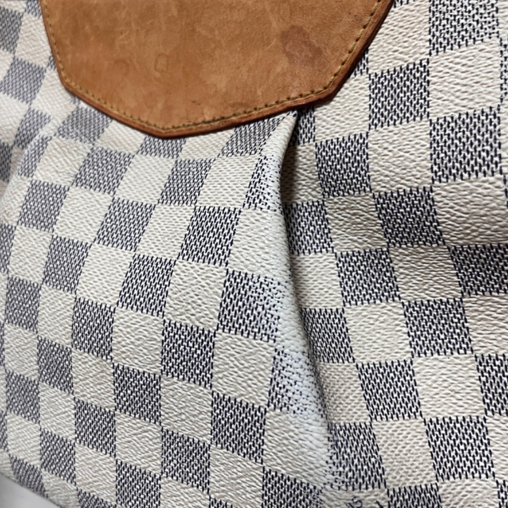 Louis Vuitton Damier Azur Crossbody Bag in White and Brown - Picture 16 of 16